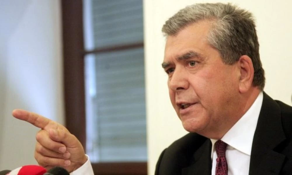 Μητρόπουλος: Άλλαξε ο νόμος Βενιζέλου - Τι γίνεται με τις απολύσεις